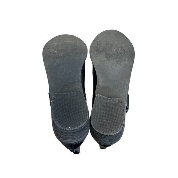 Matisse Ezrah Black Leather Ankle Bootie - Picture 14 of 14